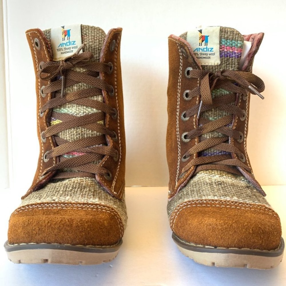 ANDIZ Artisan Handcrafted Wool and Suede Lace Up Boho Boots Made in Ecuador EU38